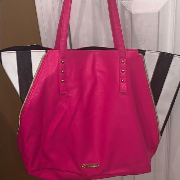 Juicy Couture shoulder bag - Picture 2 of 5